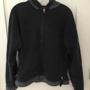 Patagonia zip top fleece